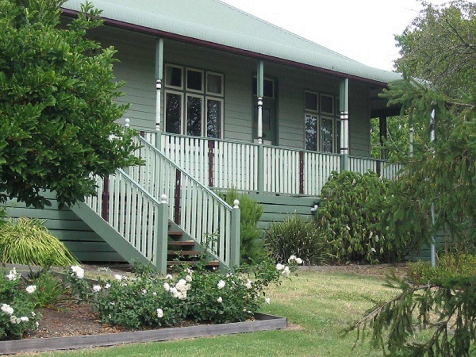 Bed and Breakfast Wild Cattle Creek Estate à Wandin Yallock Extérieur photo